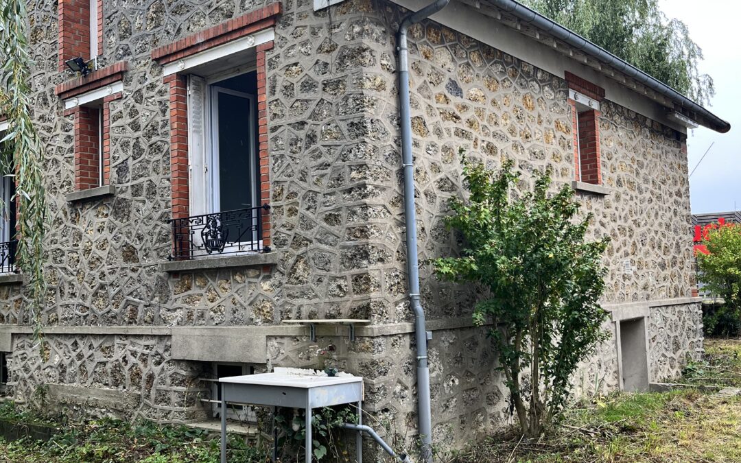 Maison avec 945 m² de terrain