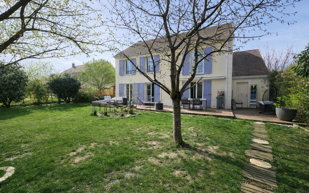 Maison de 174m²aux Essarts-Le-Roi